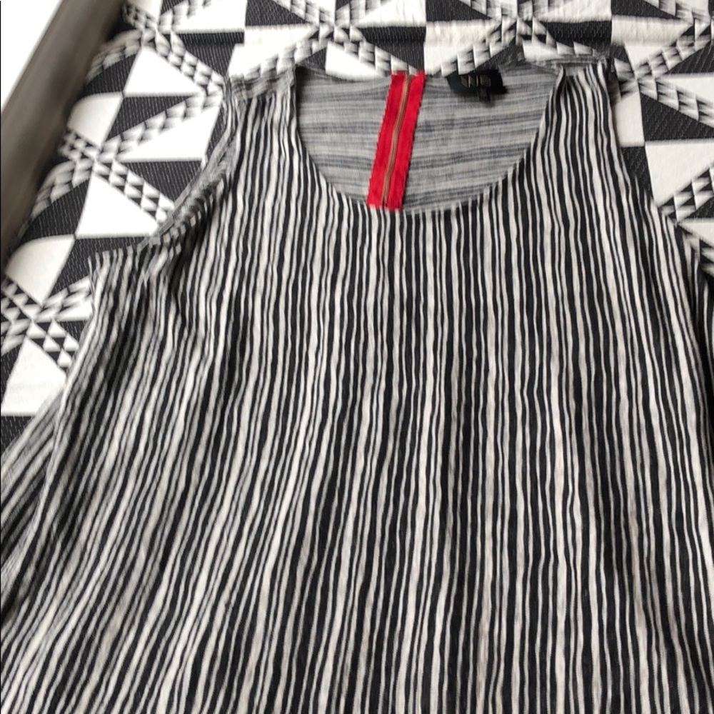 Black and Cream artist stripe tank